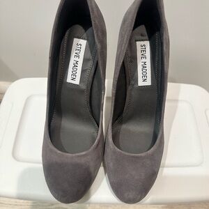 Steve Madden Charcoal Heels